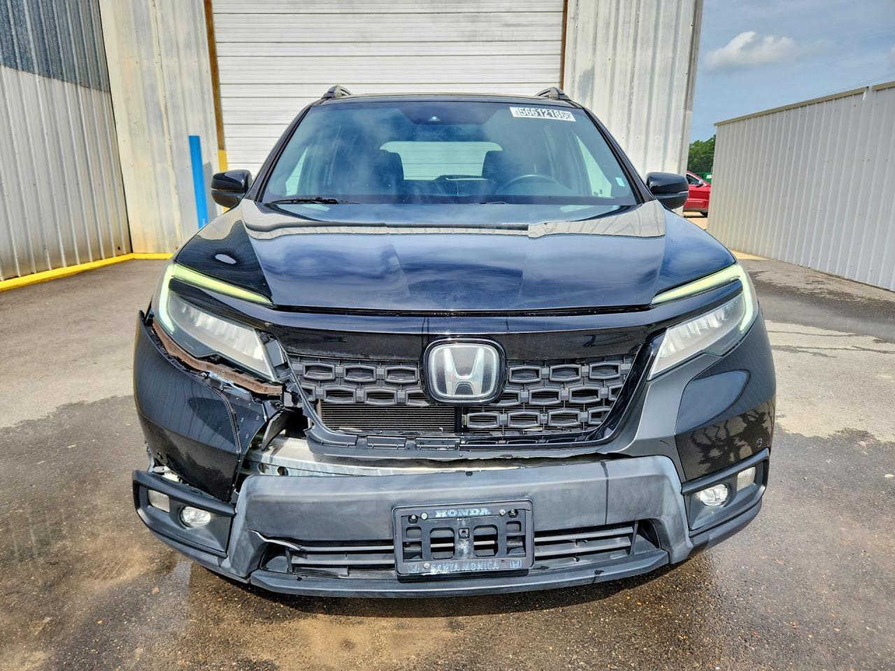2021 Honda Passport Touring - Image 5