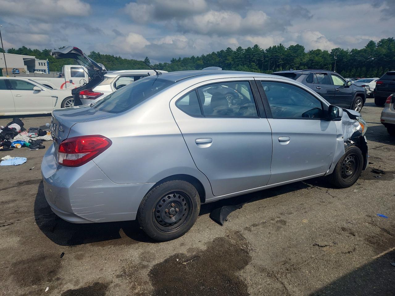 2017 Mitsubishi Mirage G4 Es - Image 3