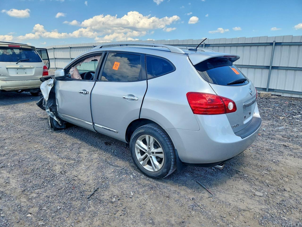 2012 Nissan Rogue - Фото 2