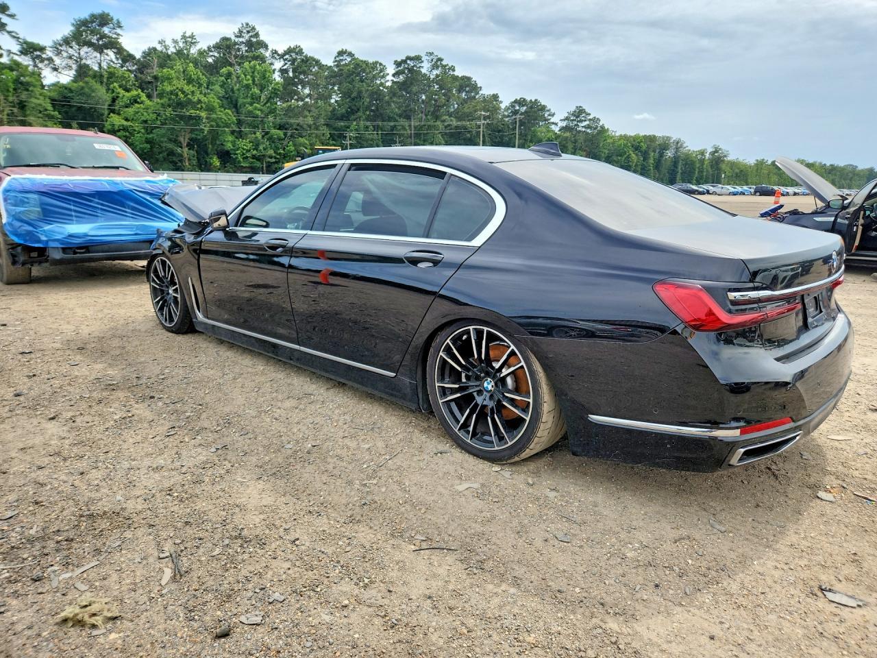 2020 BMW 740 I - Фото 2