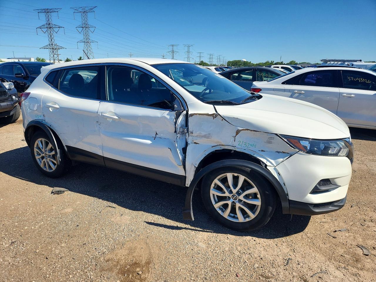 2021 Nissan Rogue Sport S - Фото 4