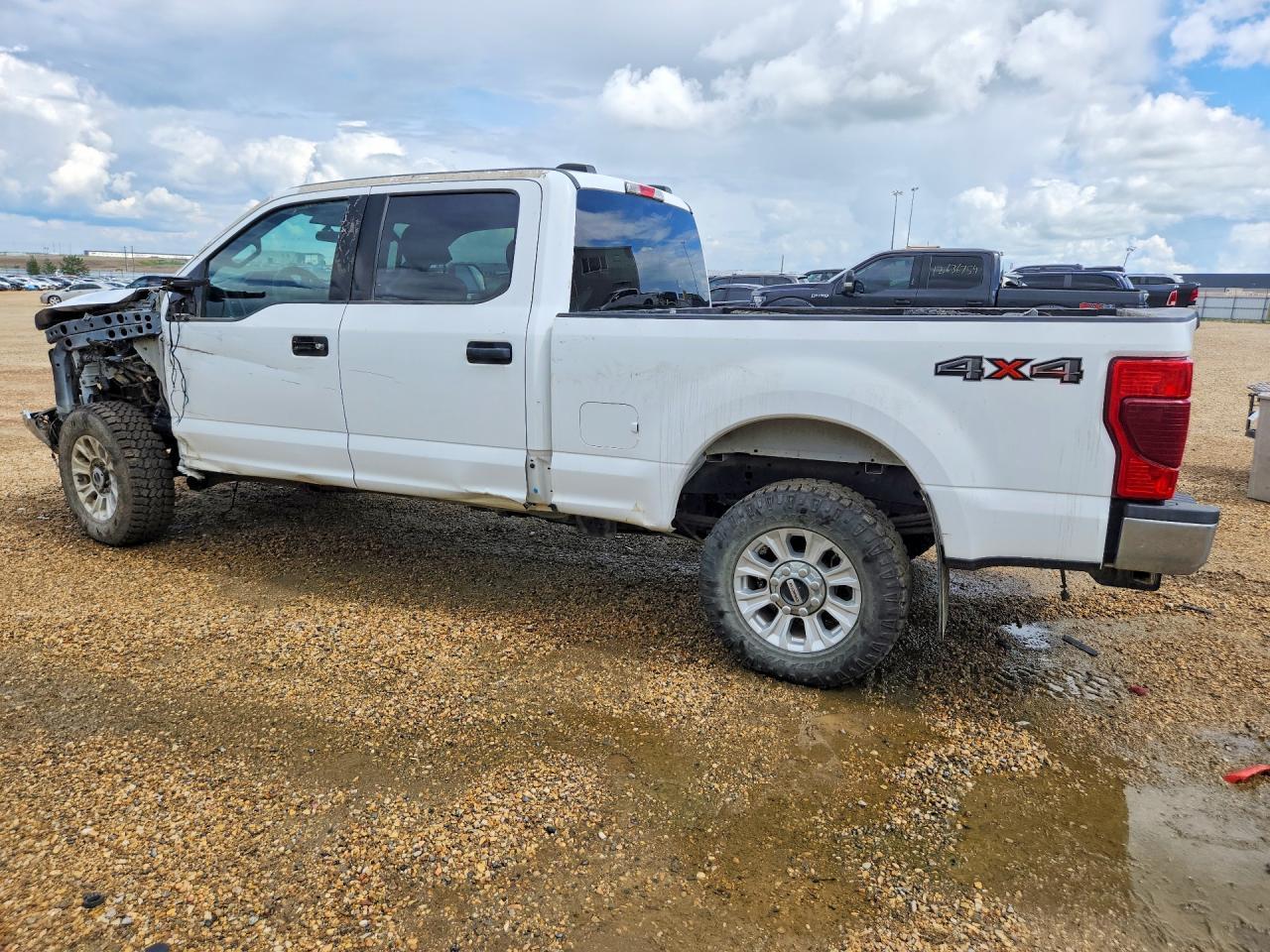 2022 Ford F250 Super Duty - Фото 2