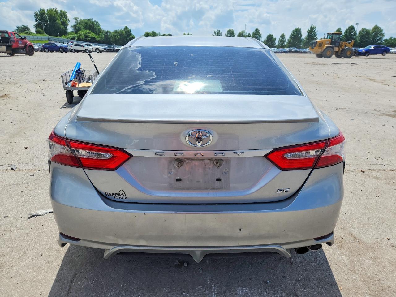 2018 Toyota Camry Se - Фото 6