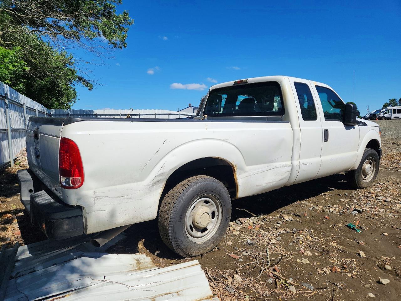 2015 Ford F250 Super Duty - Image 3