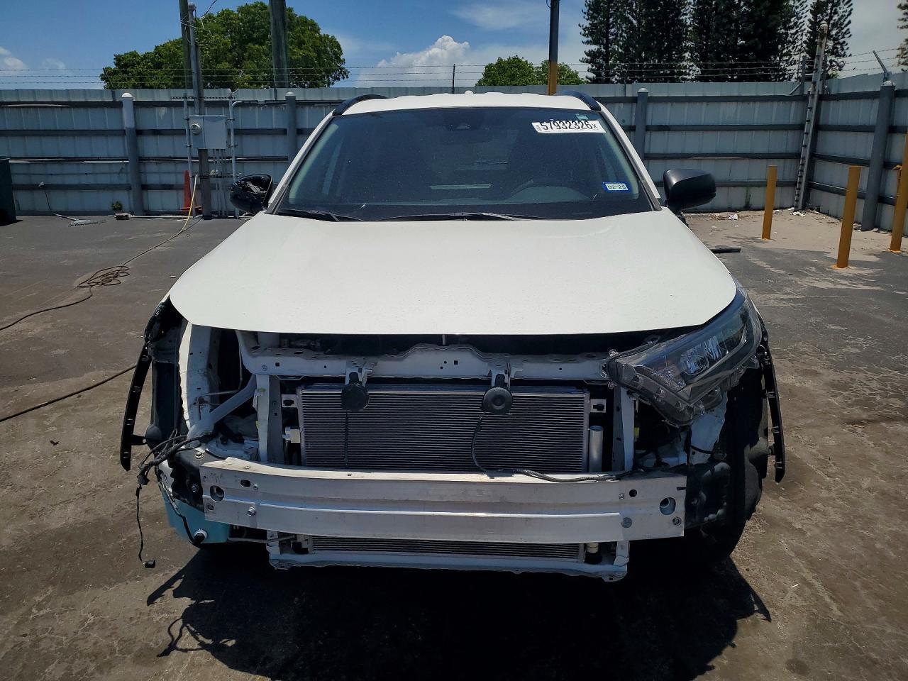 2021 Toyota Rav4 Le - Image 5