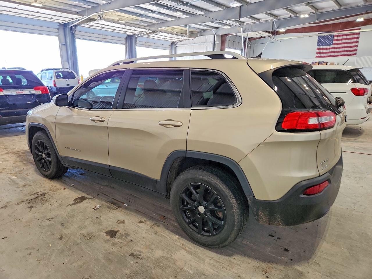2014 Jeep Cherokee Latitude - Фото 2