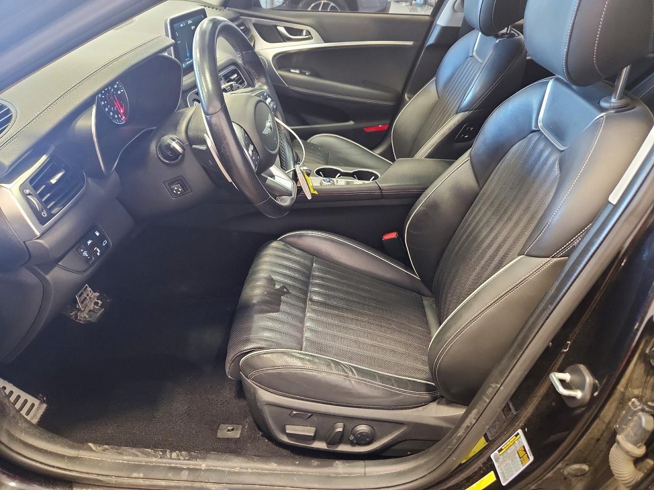 2021 Genesis G70 3.3T - Фото 7