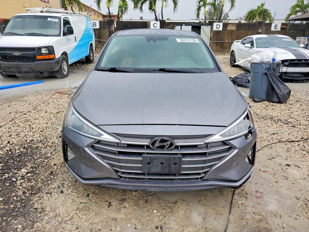 2020 Hyundai Elantra Sel - Image 5