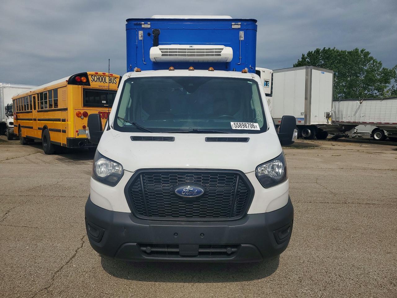 2023 Ford Transit Refrigerated Box Truck - Фото 5