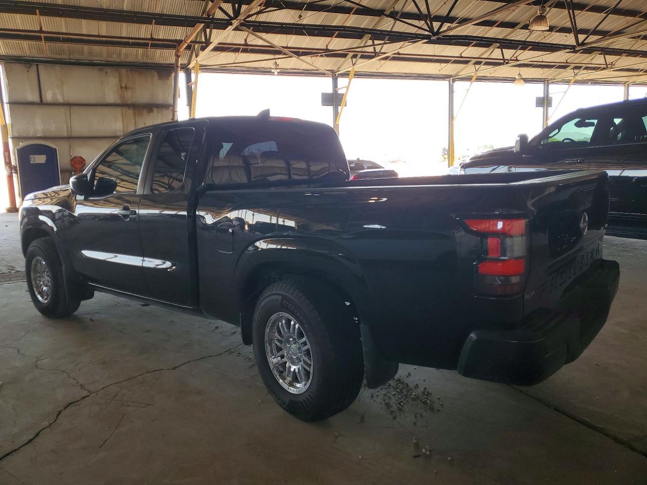 2022 Nissan Frontier S - Image 2