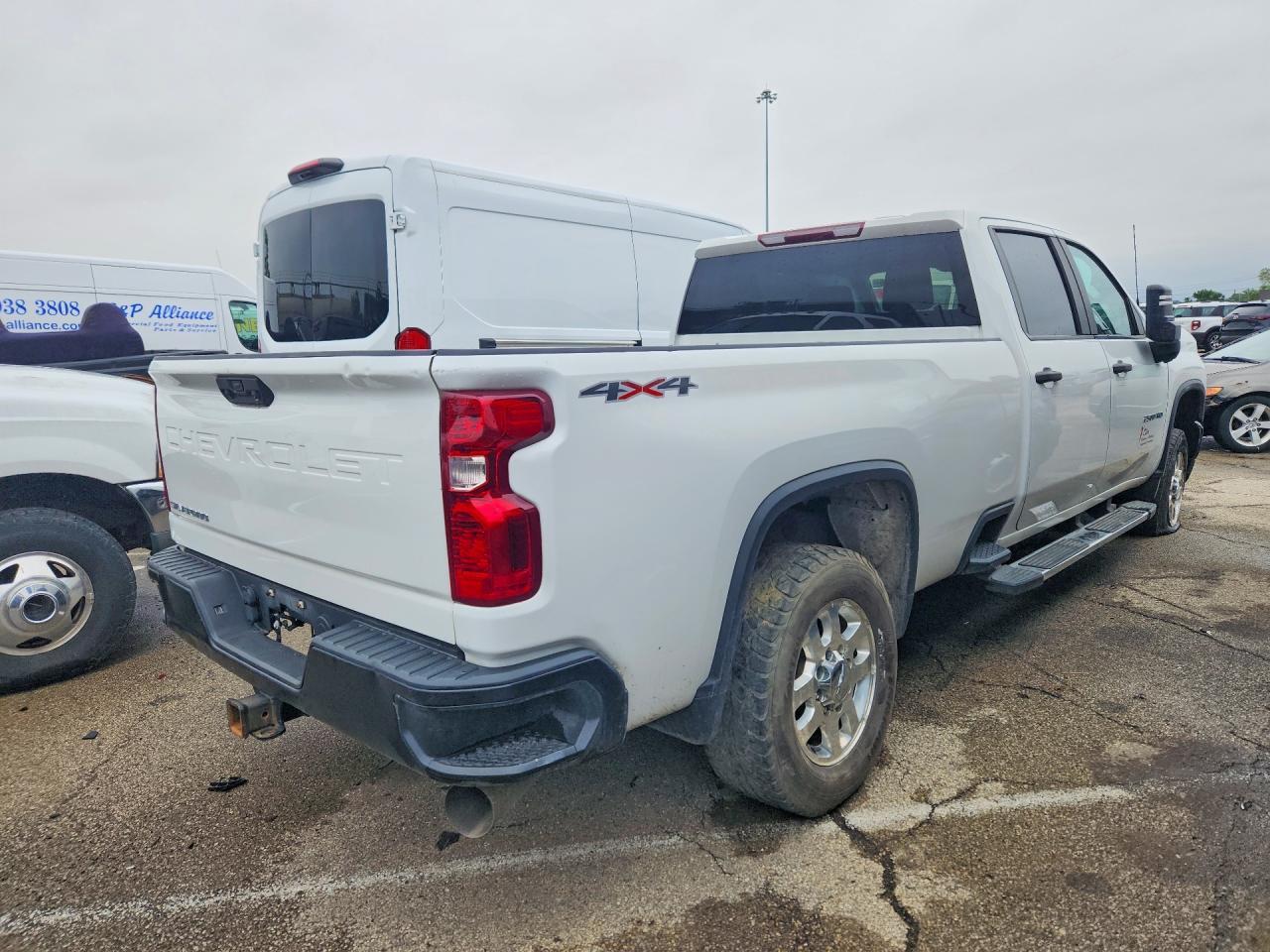 2021 Chevrolet Silverado K2500 Heavy Duty - Фото 3