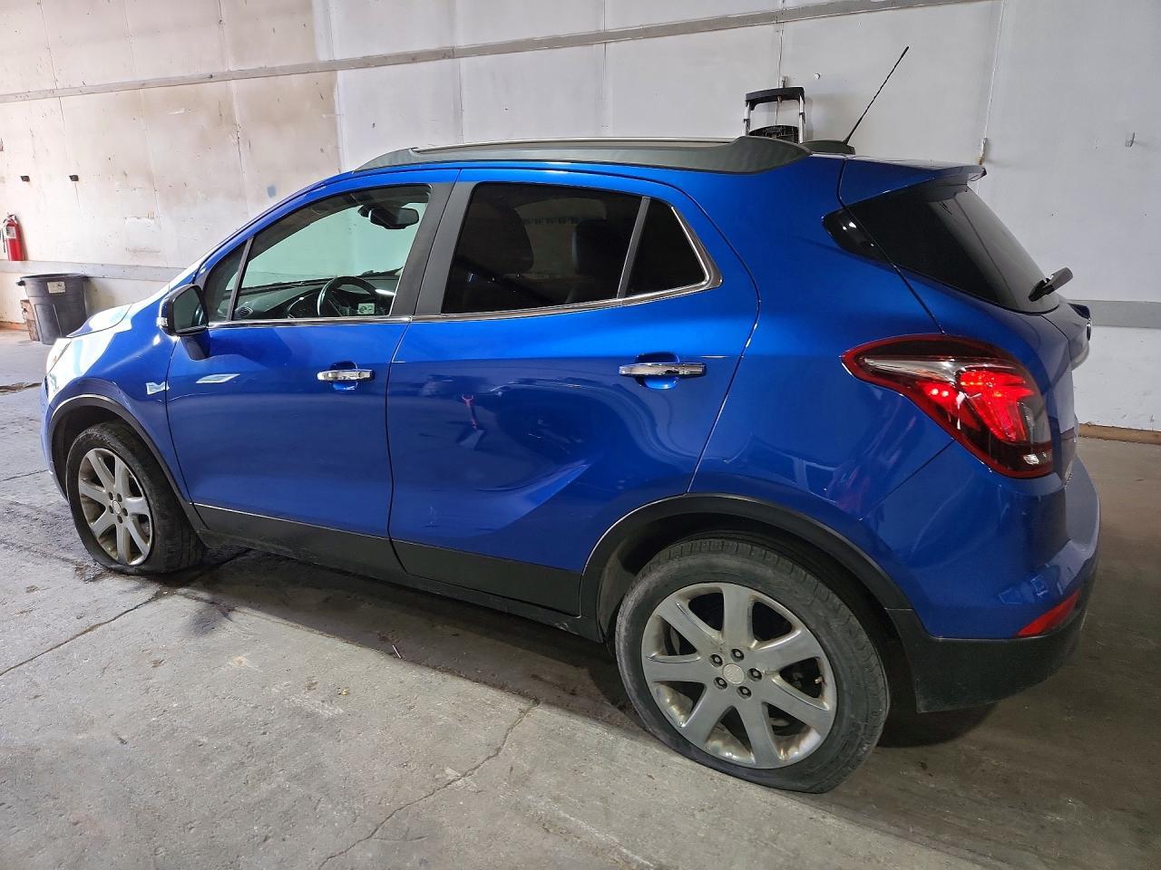 2017 Buick Encore Essence - Image 2