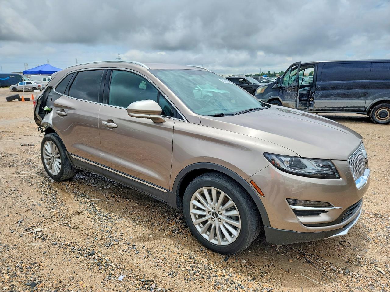 2019 Lincoln Mkc - Фото 4