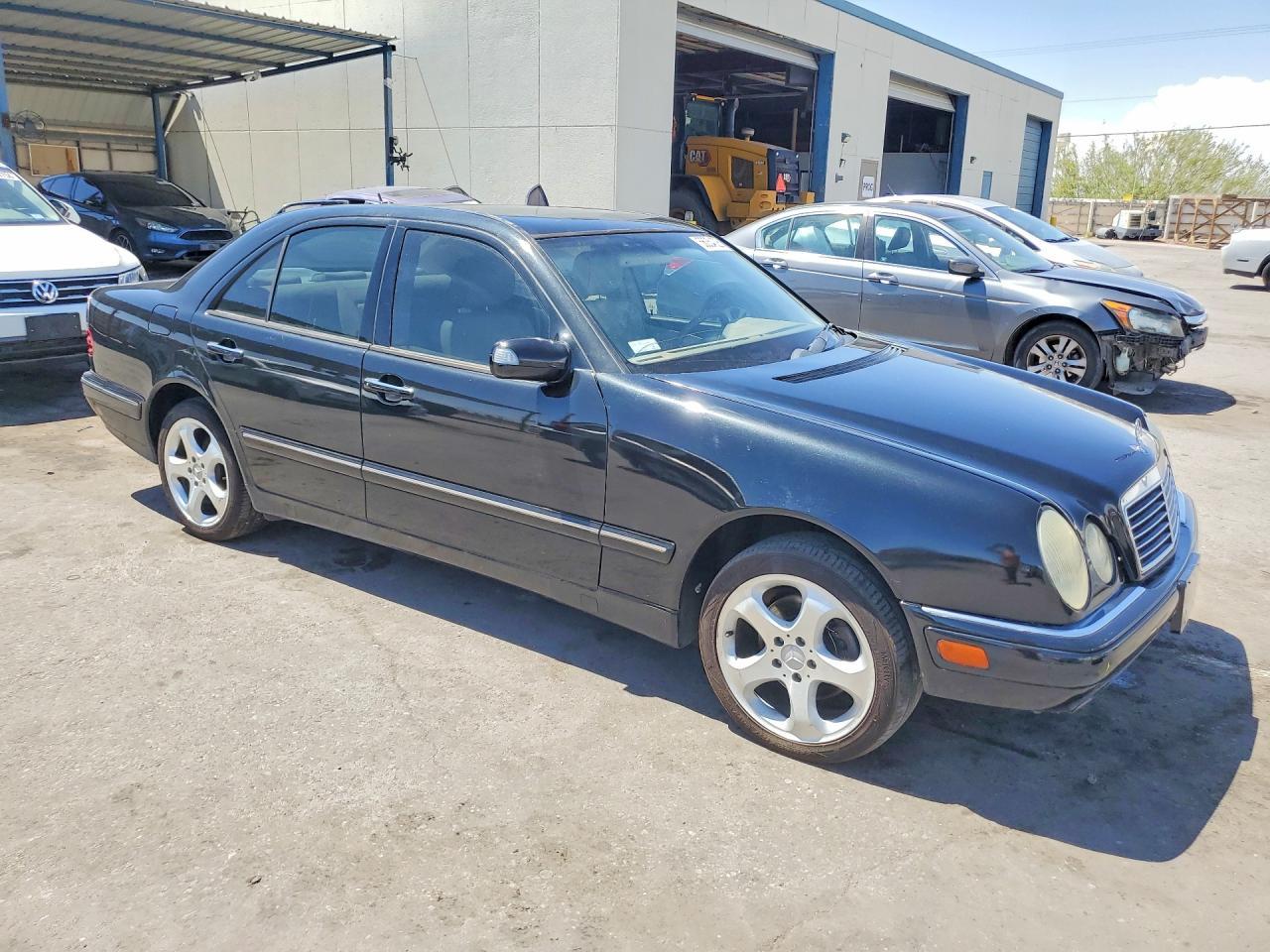 2002 Mercedes-Benz E 320 4Matic - Фото 4