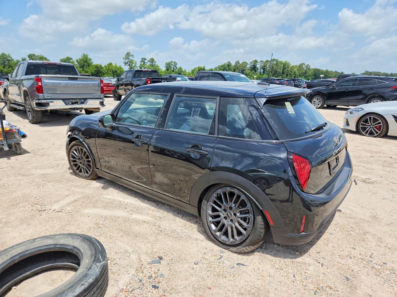 2026 Mini Cooper S - Image 2