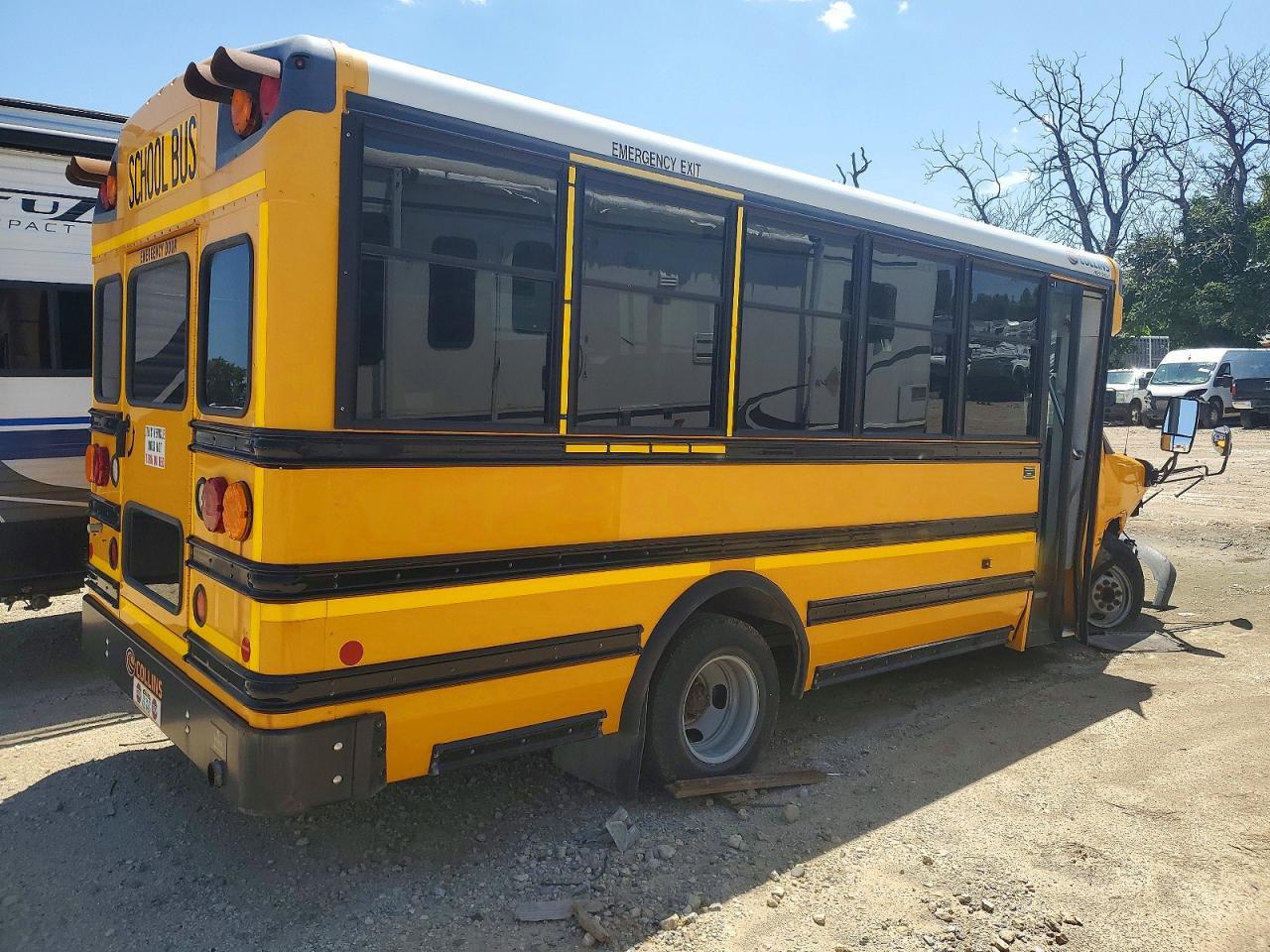 2017 Chevrolet Express School Bus - Фото 4