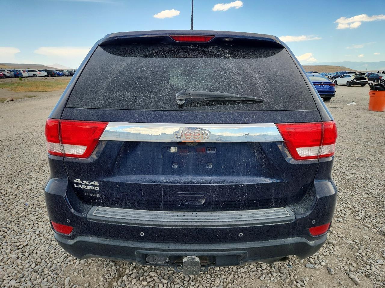 2013 Jeep Grand Cherokee Laredo - Image 6