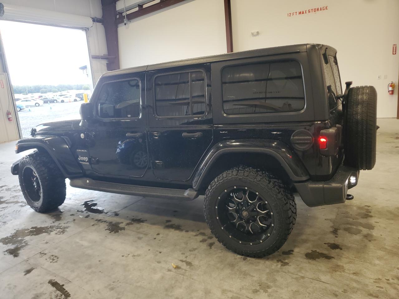 2019 Jeep Wrangler Unlimited Sahara - Фото 2