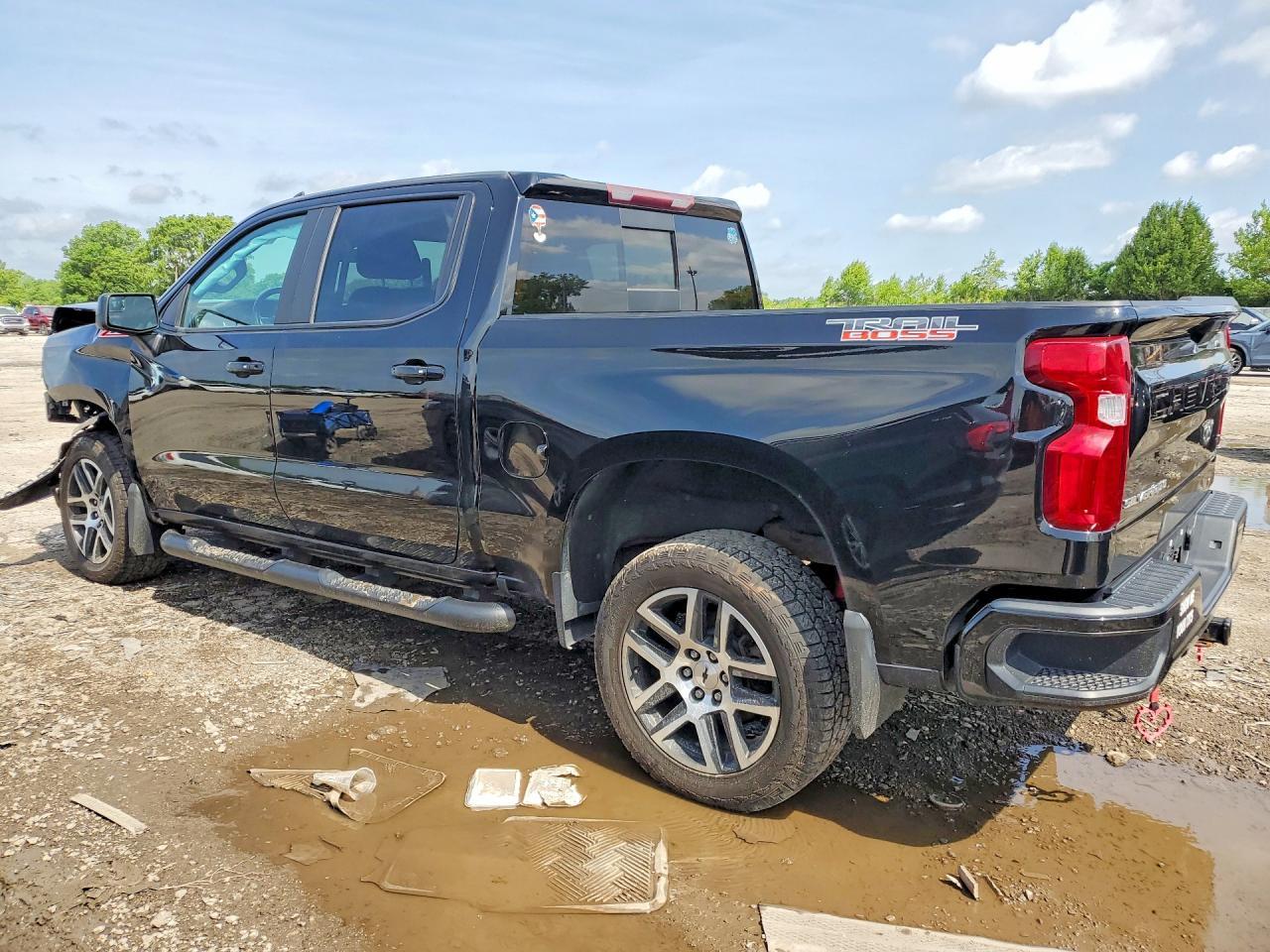 2019 Chevrolet Silverado K1500 Lt Trail Boss - Фото 2