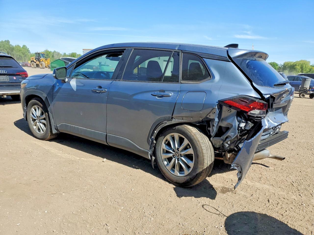 2026 Toyota Corolla Cross Le - Image 2