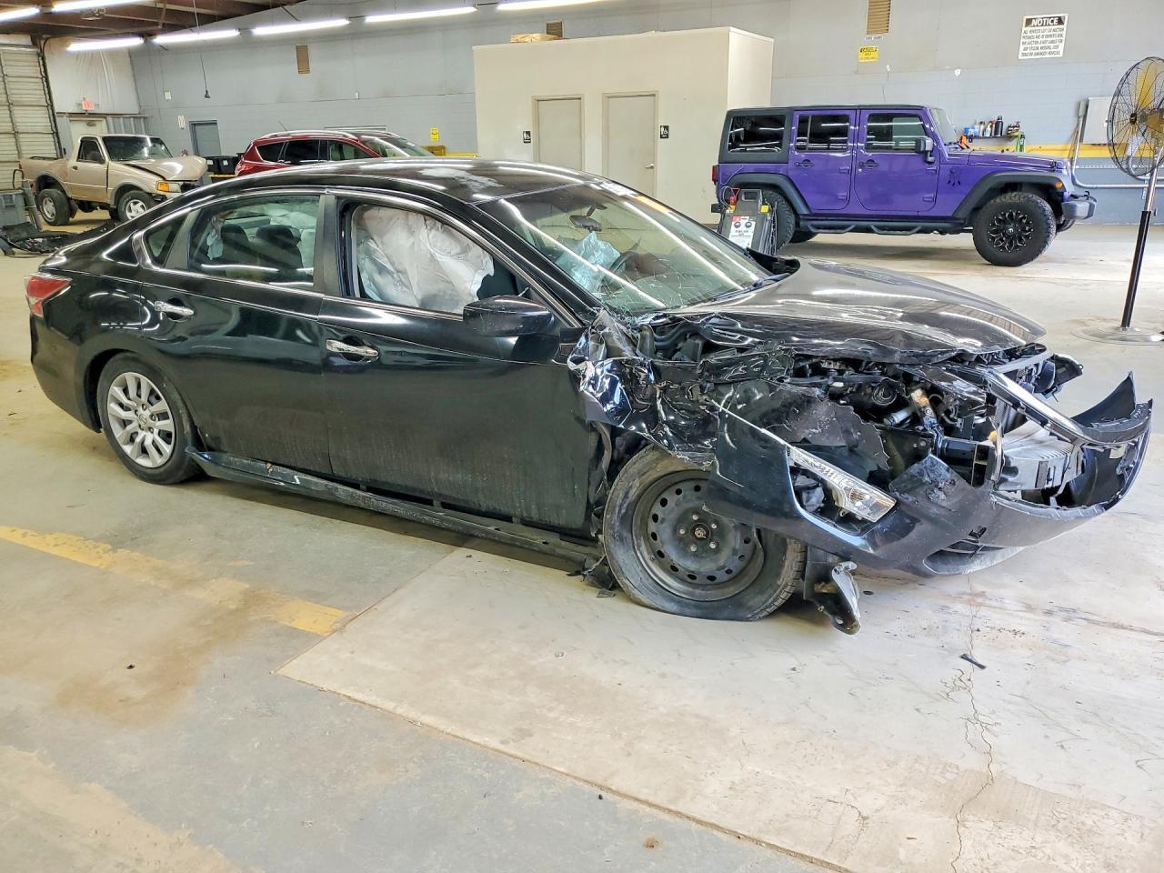 2014 Nissan Altima 2.5 - Image 4