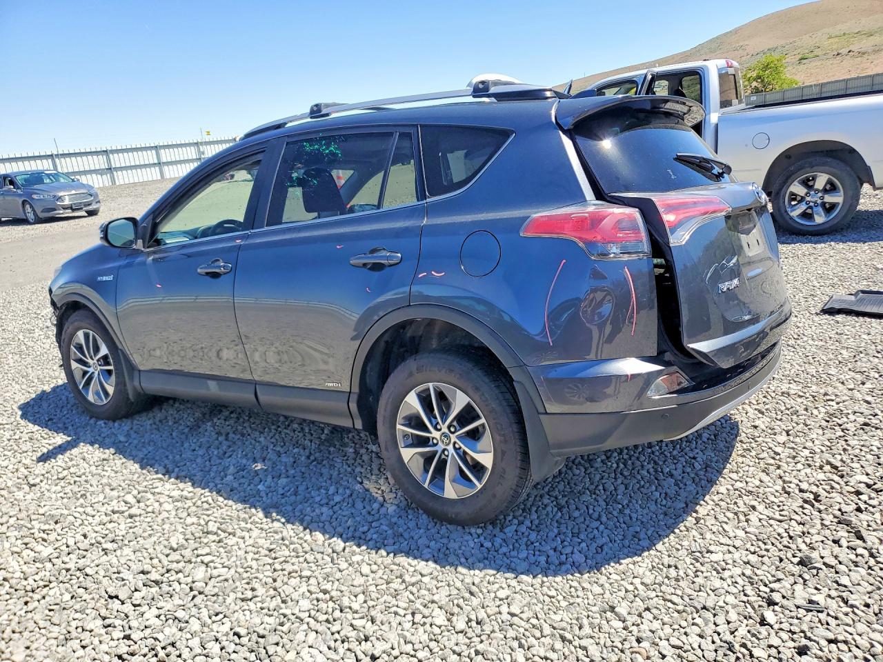 2017 Toyota Rav4 Hybrid Xle - Фото 2