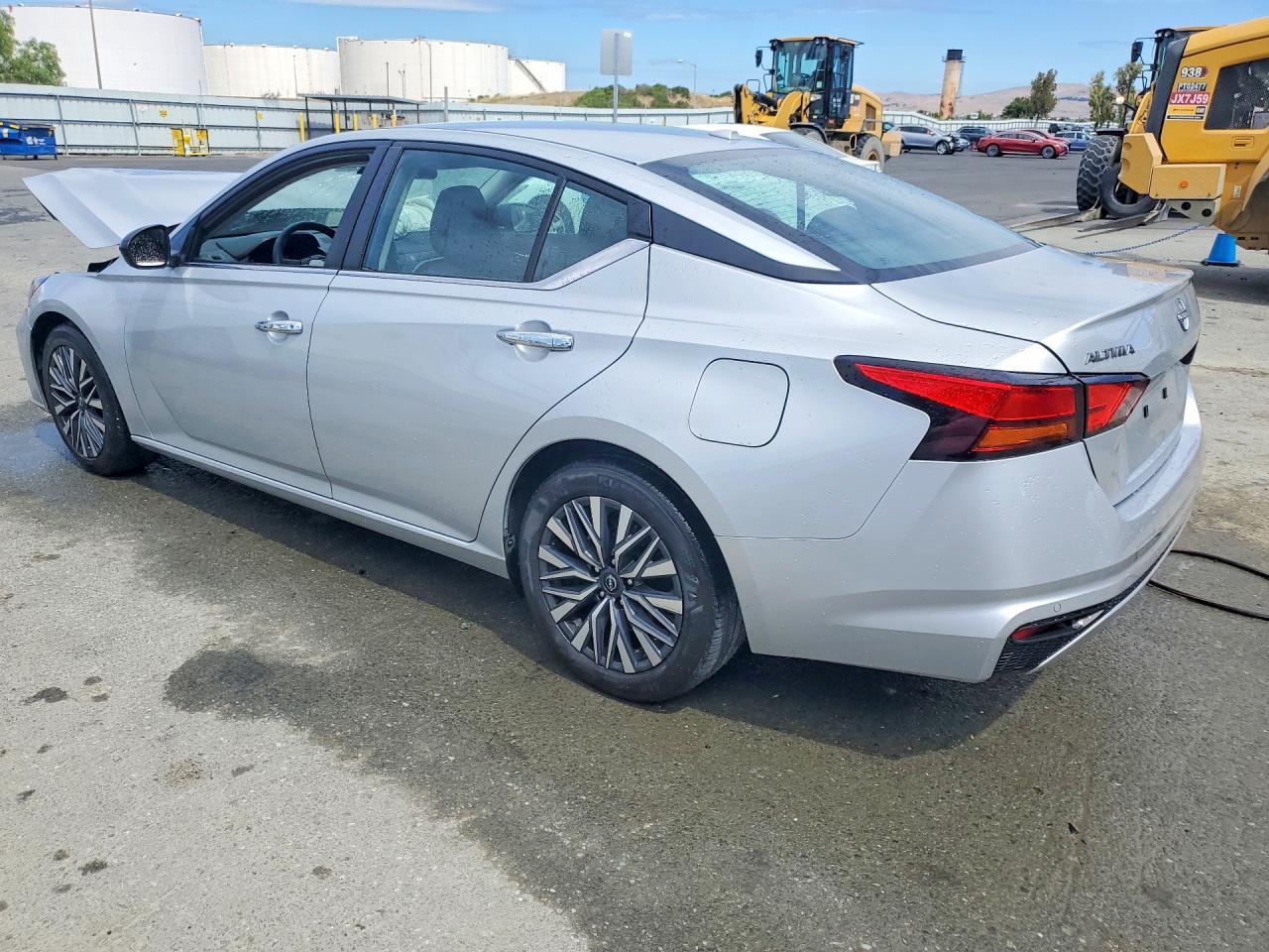 2024 Nissan Altima Sv - Фото 2