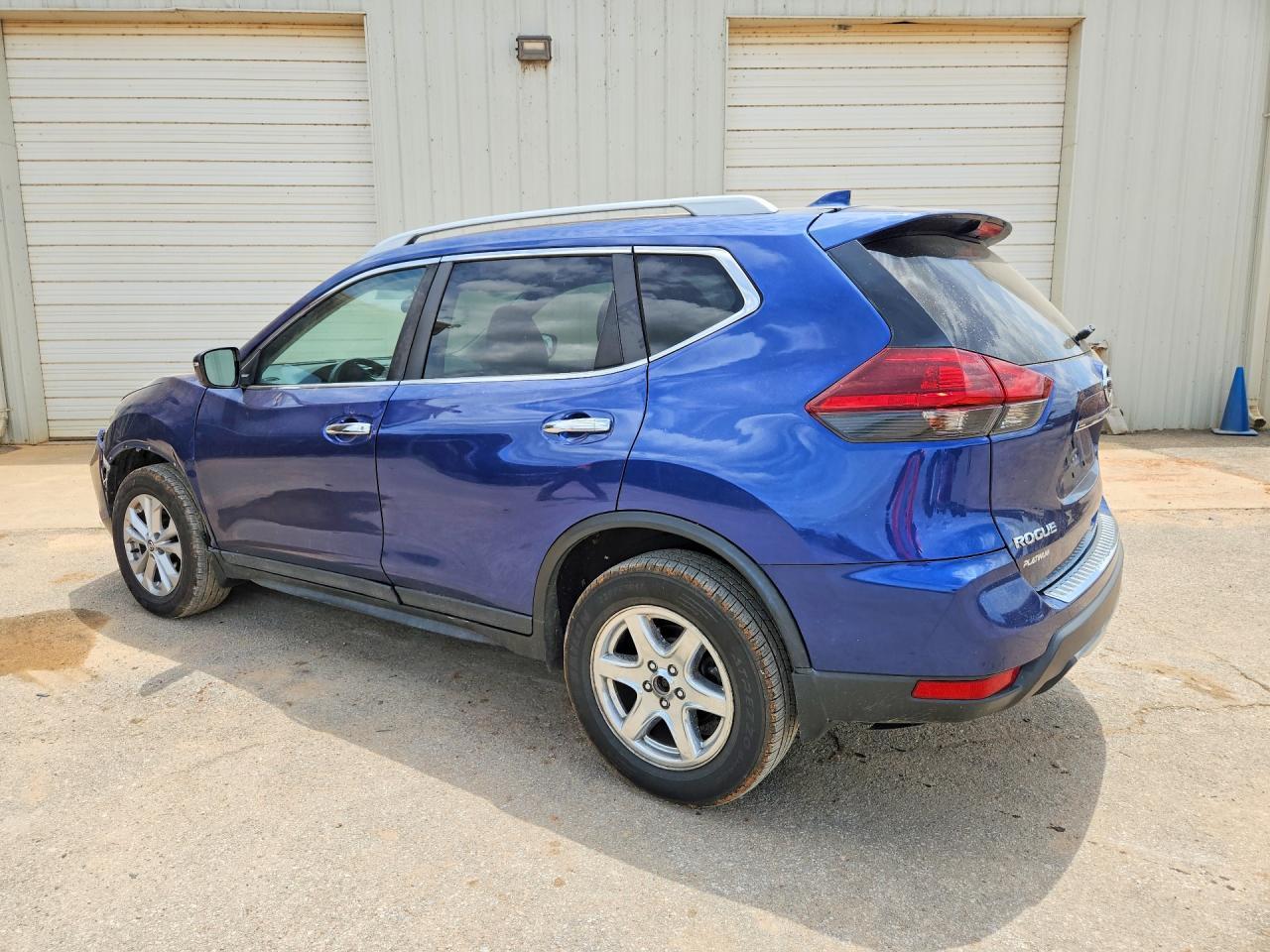 2018 Nissan Rogue S - Фото 2