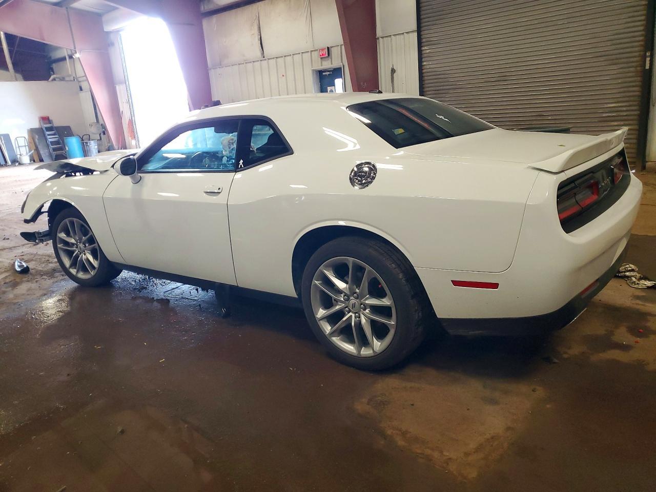 2022 Dodge Challenger Gt - Фото 2