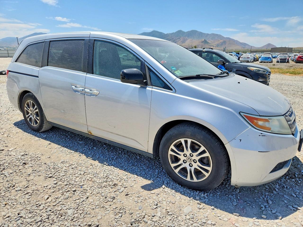 2011 Honda Odyssey Exl - Image 4