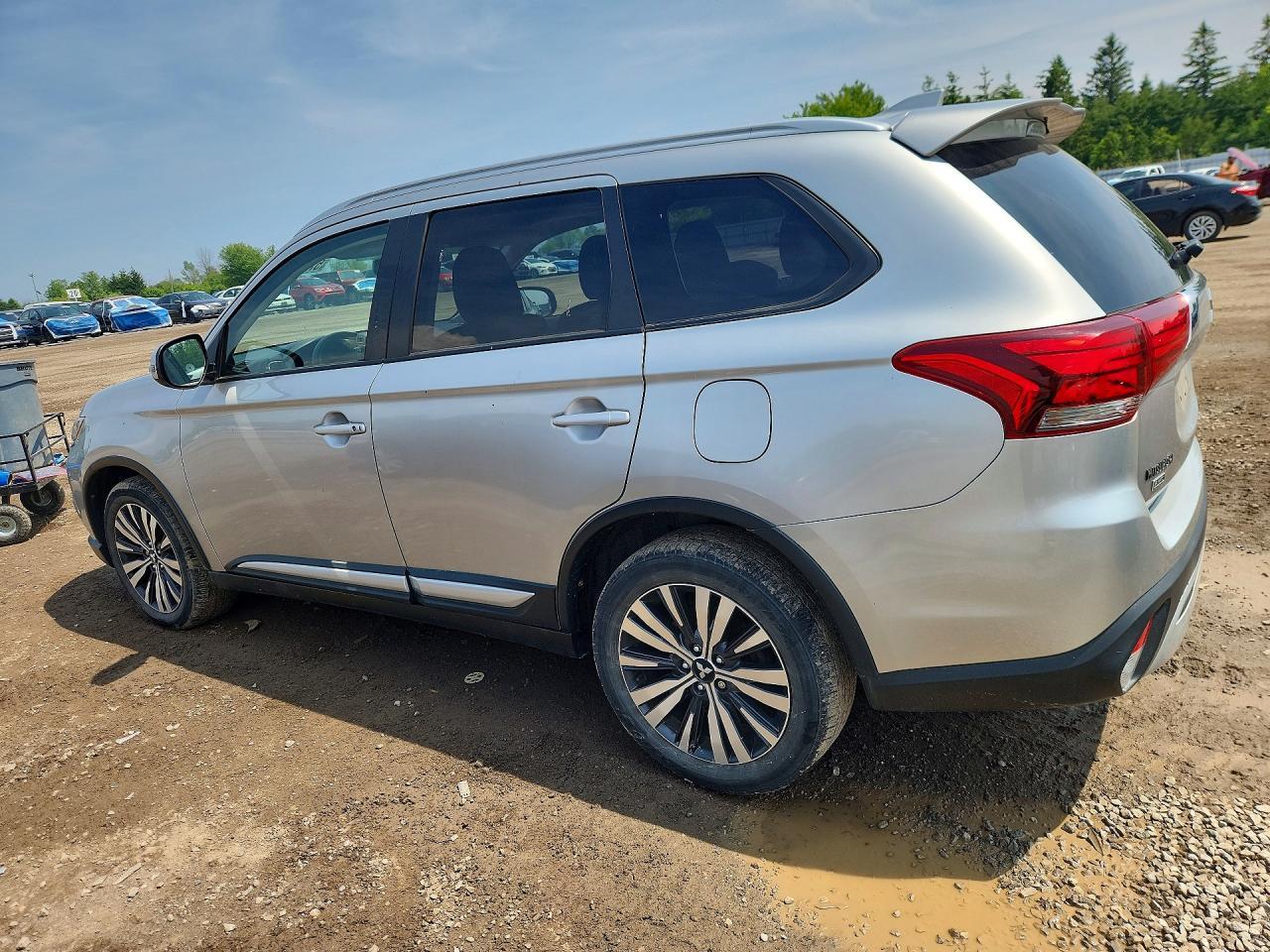 2019 Mitsubishi Outlander Es - Фото 2