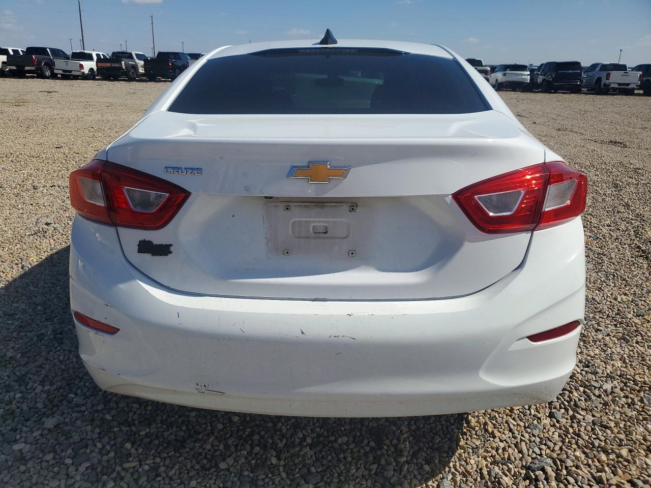 2019 Chevrolet Cruze Ls - Image 6