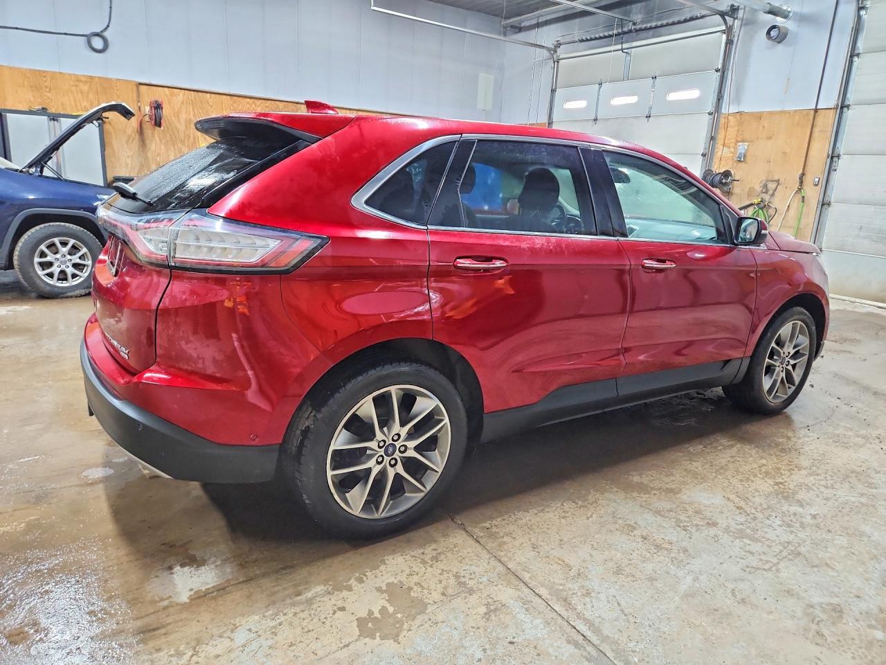 2016 Ford Edge Titanium - Image 3