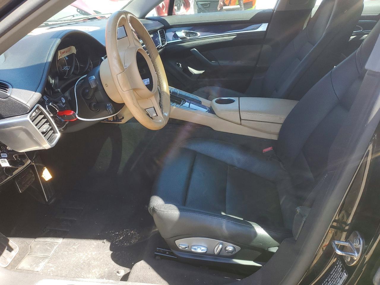 2014 Porsche Panamera 2 - Image 7