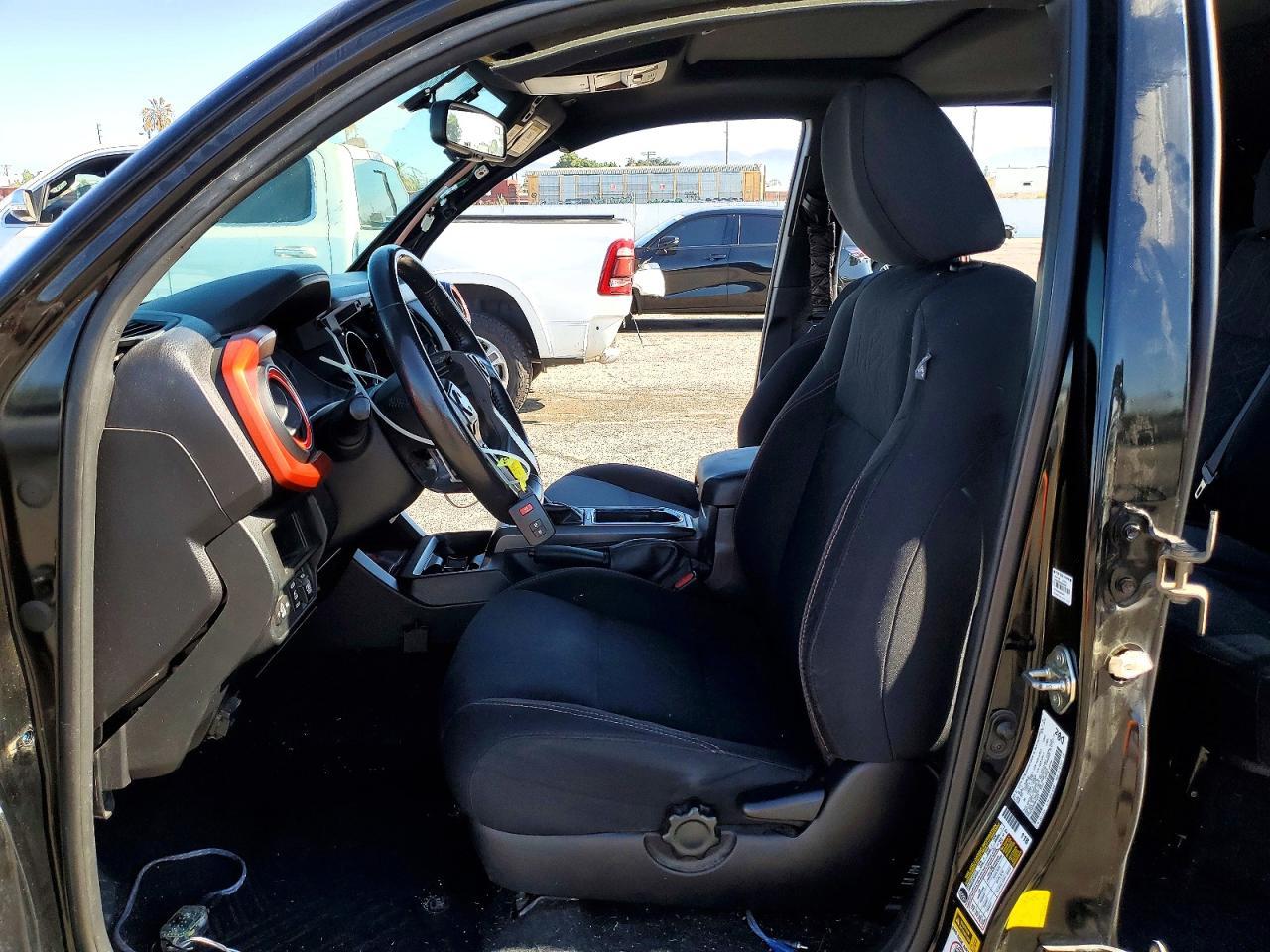 2017 Toyota Tacoma Trd Sport - Image 7