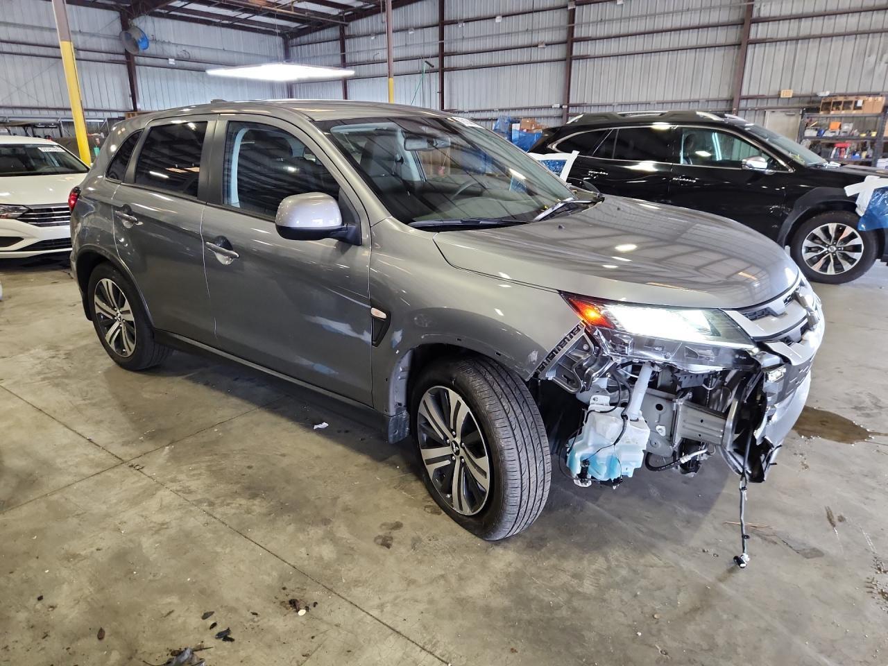 2024 Mitsubishi Outlander Sport S/Se - Фото 4