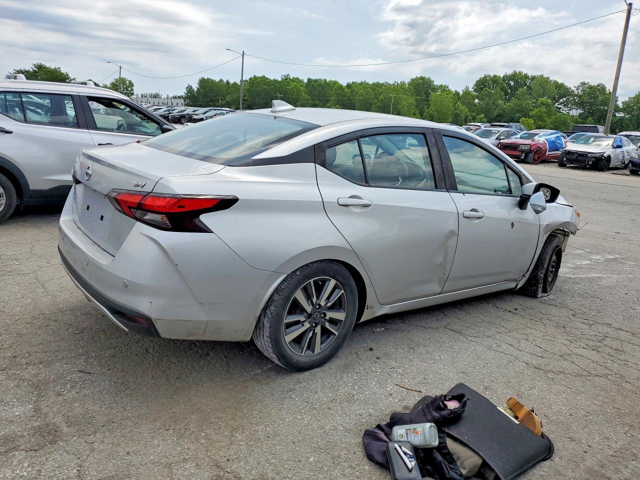 2020 Nissan Versa Sv - Image 3