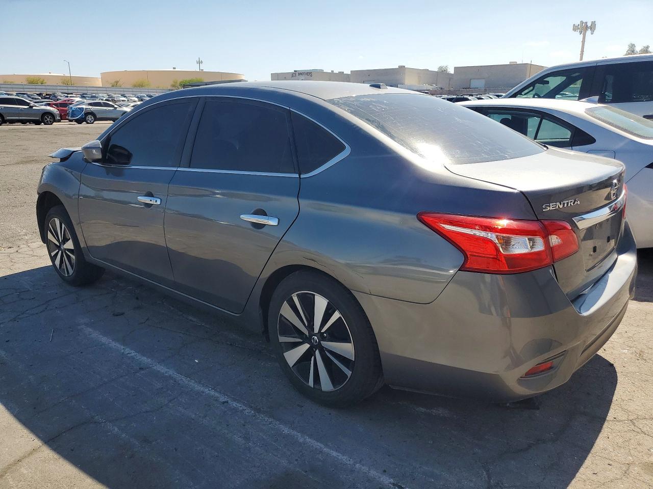 2019 Nissan Sentra S - Фото 2