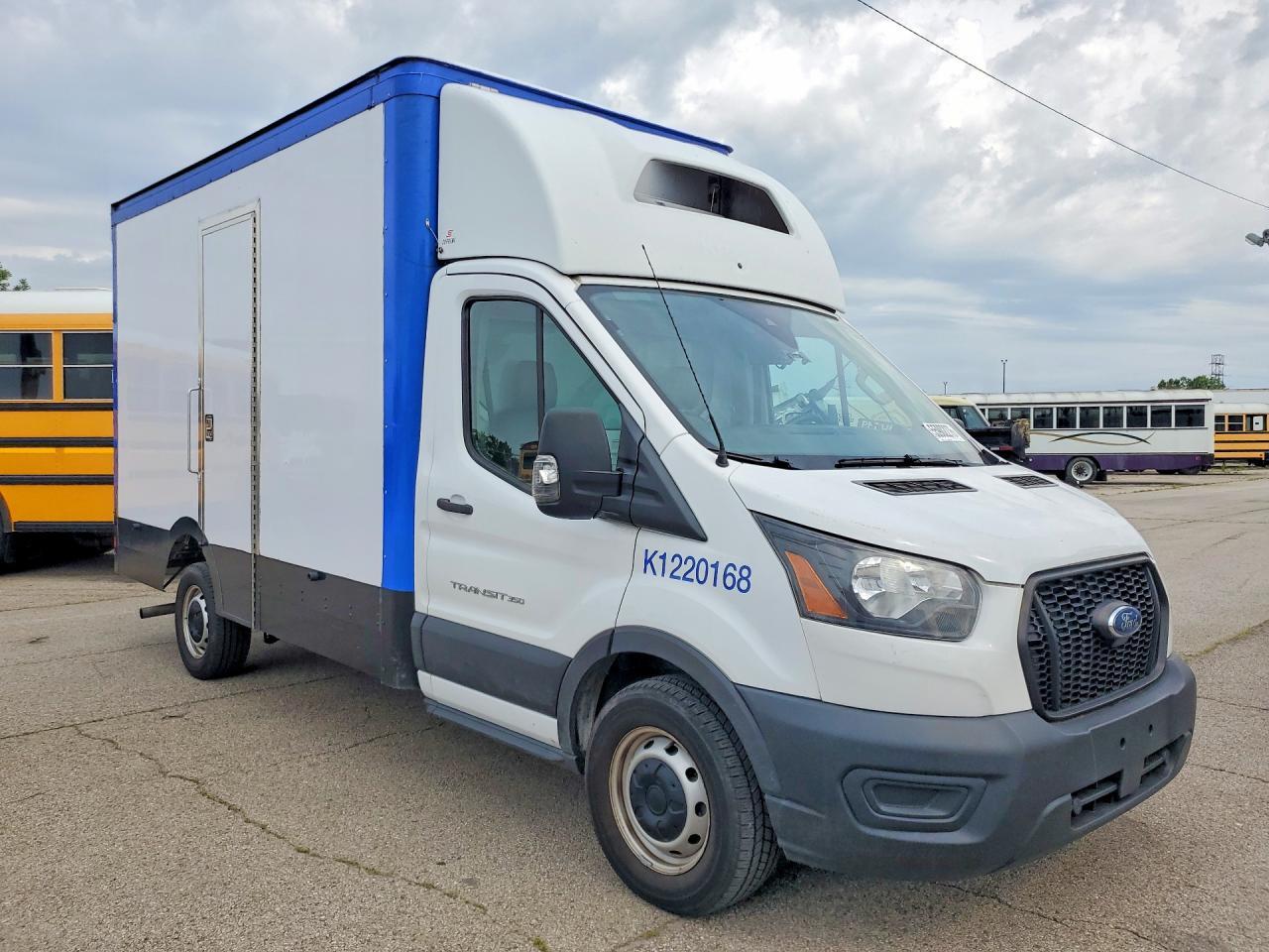 2022 Ford Transit Delivery Truck - Фото 4