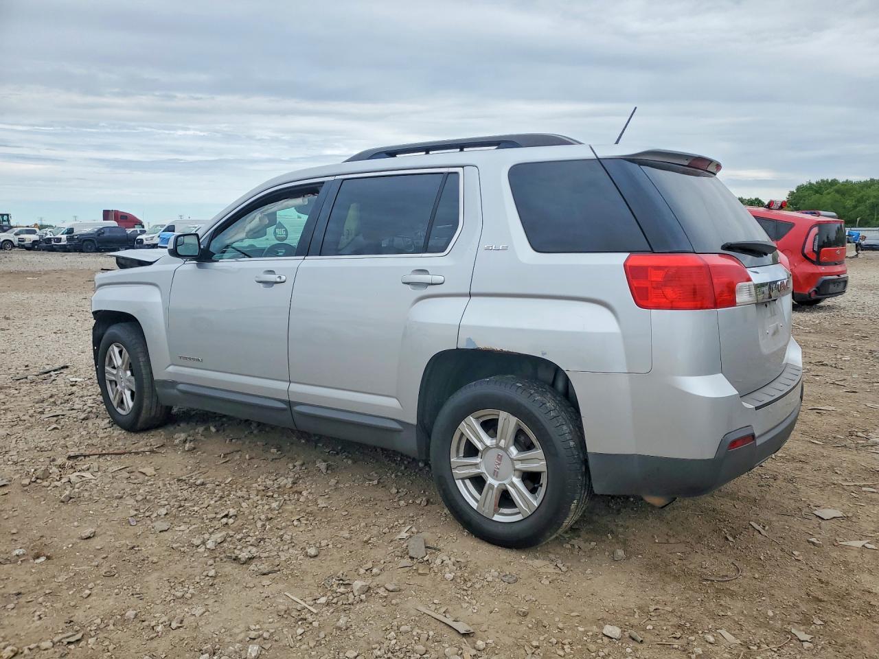 2014 GMC Terrain Sle - Фото 2