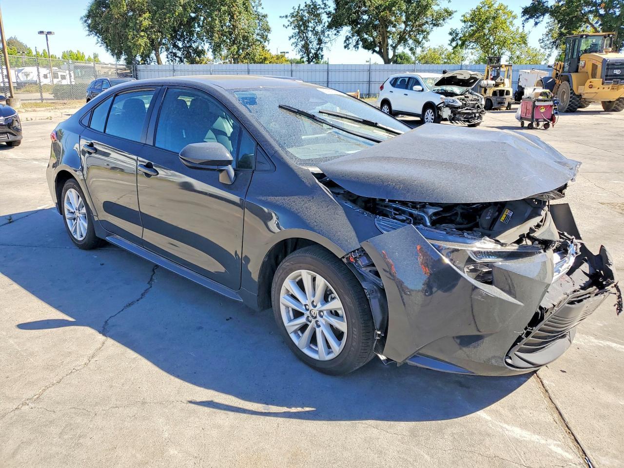 2025 Toyota Corolla Le - Image 4