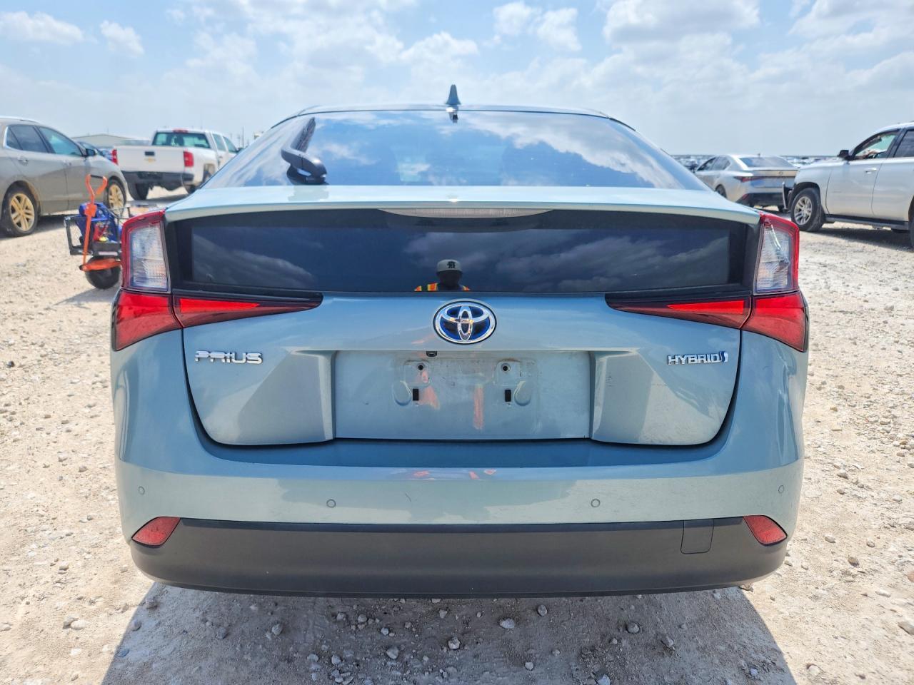 2022 Toyota Prius Le - Фото 6