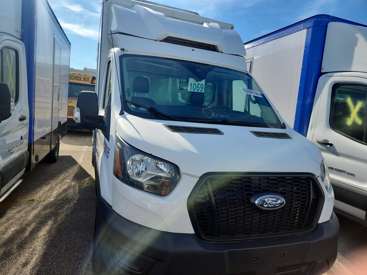 2020 Ford Transit Delivery Truck - Фото 5