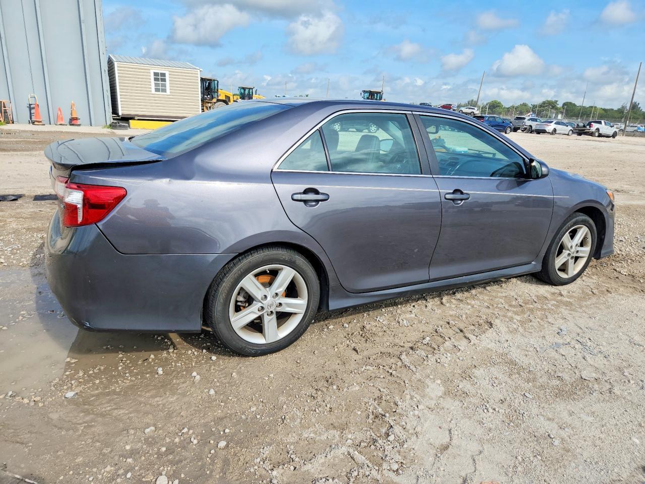 2014 Toyota Camry Se - Фото 3
