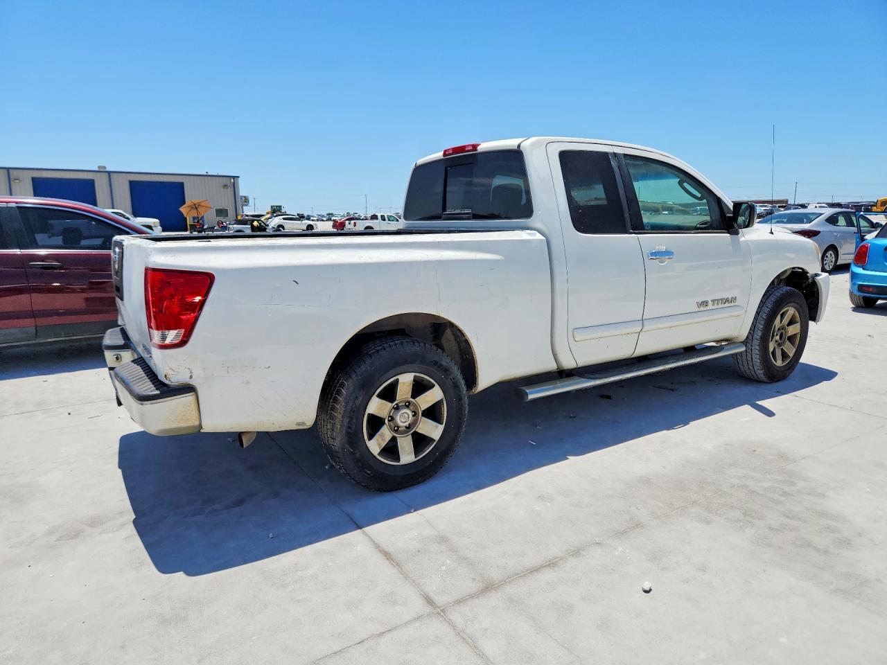 2005 Nissan Titan Xe - Фото 3