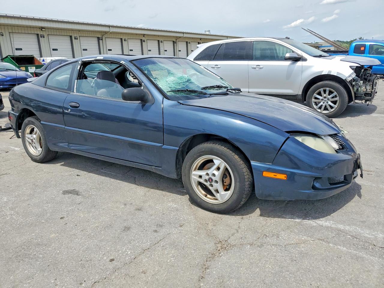 2005 Pontiac Sunfire - Image 4