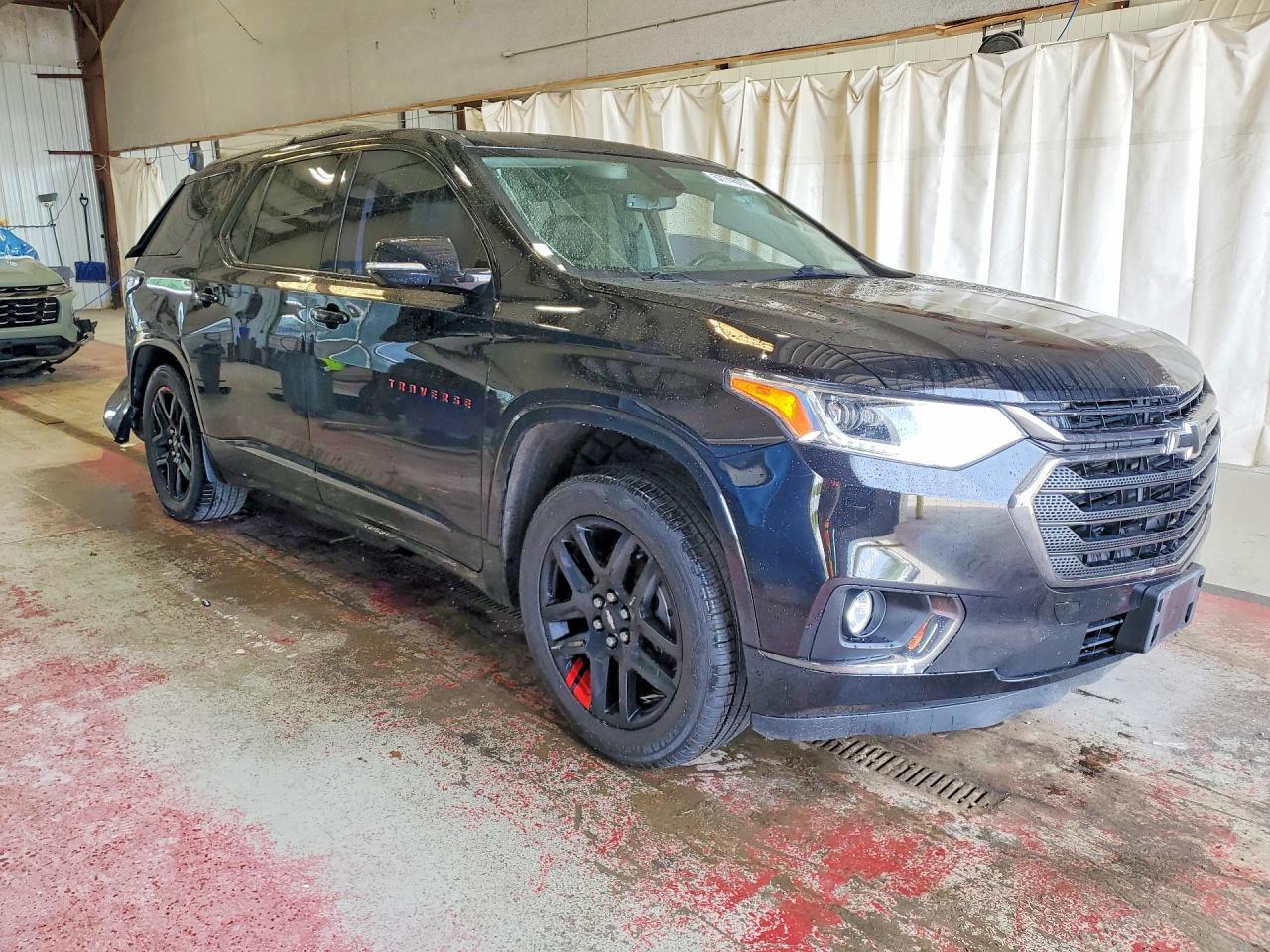 2019 Chevrolet Traverse Premier - Image 4