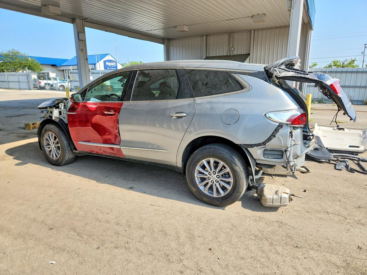 2023 Buick Enclave Essence - Фото 2