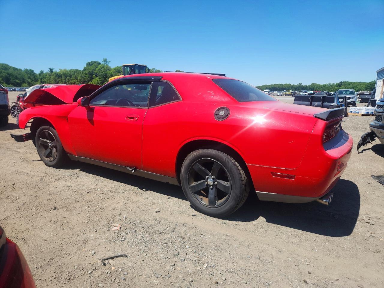 2010 Dodge Challenger Se - Image 2