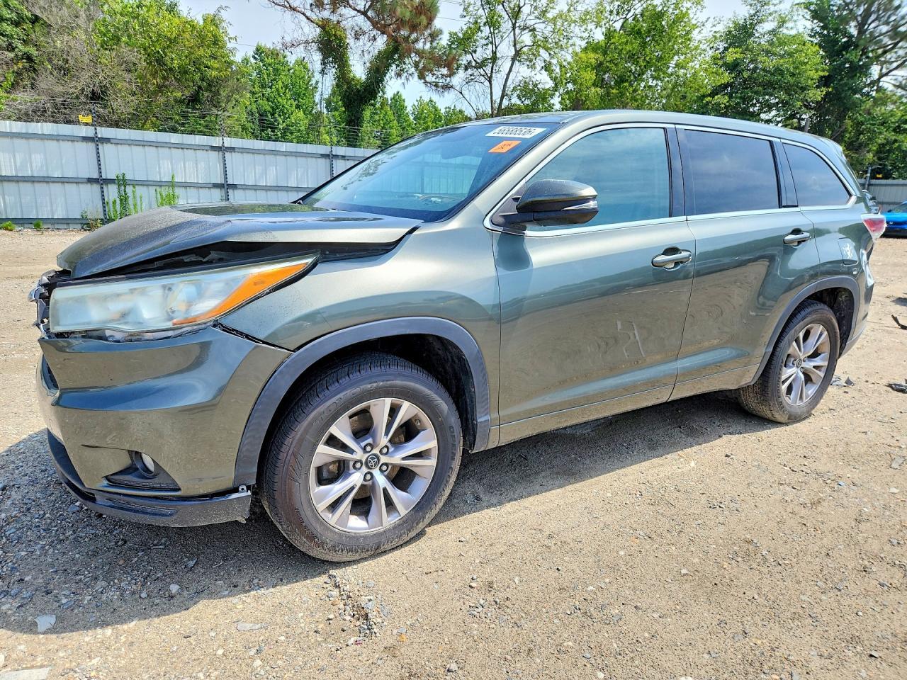 2016 Toyota Highlander Le Plus